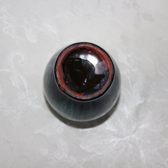 Blue Mountain Pottery 4" Vase - Picture 3 of 7